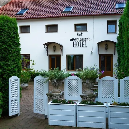 Apartament Hotel H Orastie Exterior photo